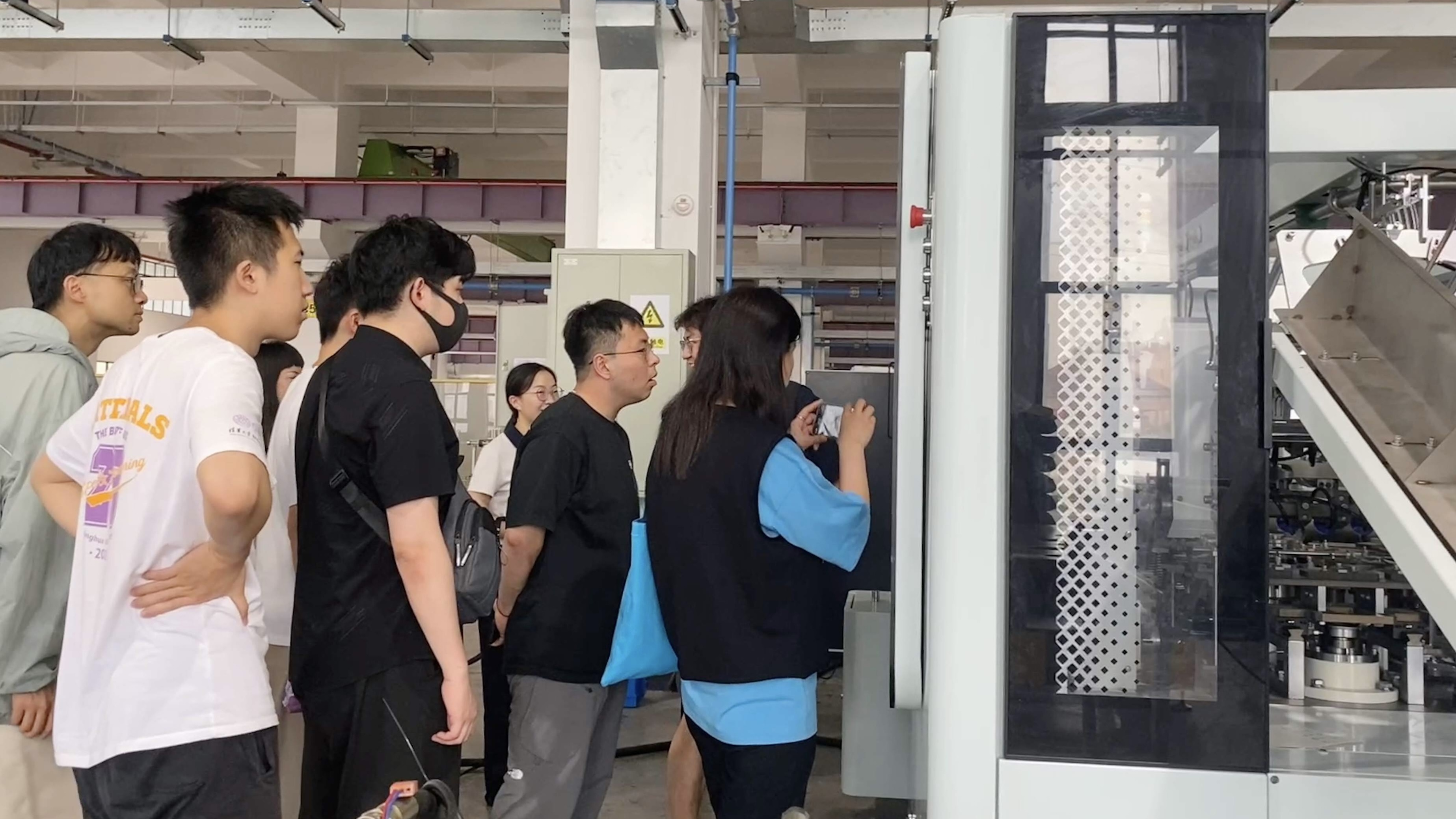 清華大學(xué)機械系博士團隊到新發(fā)現(xiàn)參觀交流！